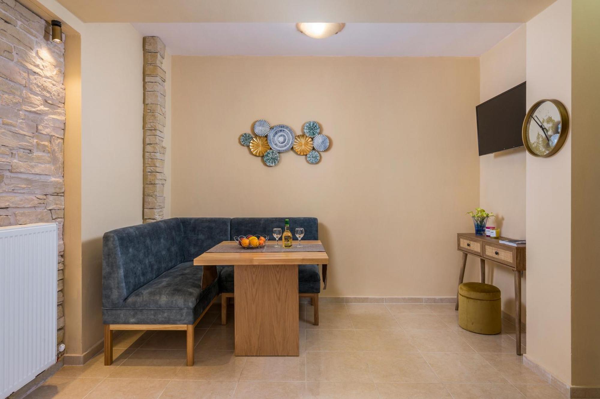 Anna Boutique Apartment カト・ダラトソ エクステリア 写真